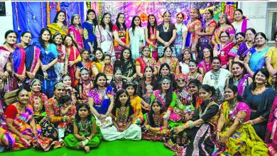 अमीरपेट महिला मंडल गरबा डांडिया कार्यक्रम में सदस्य