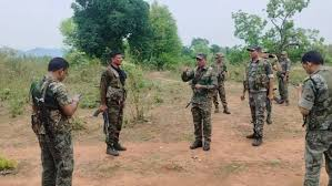 झारखंड गुमला में सुरक्षाबलों और माओवादियों की मुठभेड़ का दृश्य