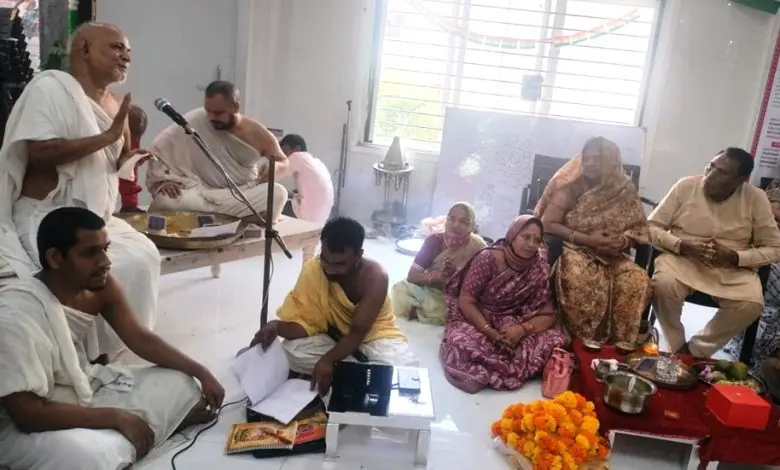 मोक्ष लक्ष्मी पूजन गोशामहल शंखेश्वर जैन संघ