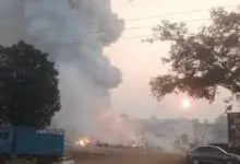 मेदक जिले में पटाखा गोदाम में लगी आग का दृश्य