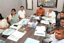 मुख्यमंत्री रेवंत रेड्डी ने अधिकारियों को चेताया