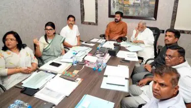 मुख्यमंत्री रेवंत रेड्डी ने अधिकारियों को चेताया