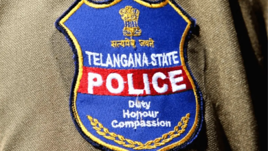 आसिफाबाद शहर बंद, पुलिस दुर्व्यवहार के विरोध में प्रदर्शन