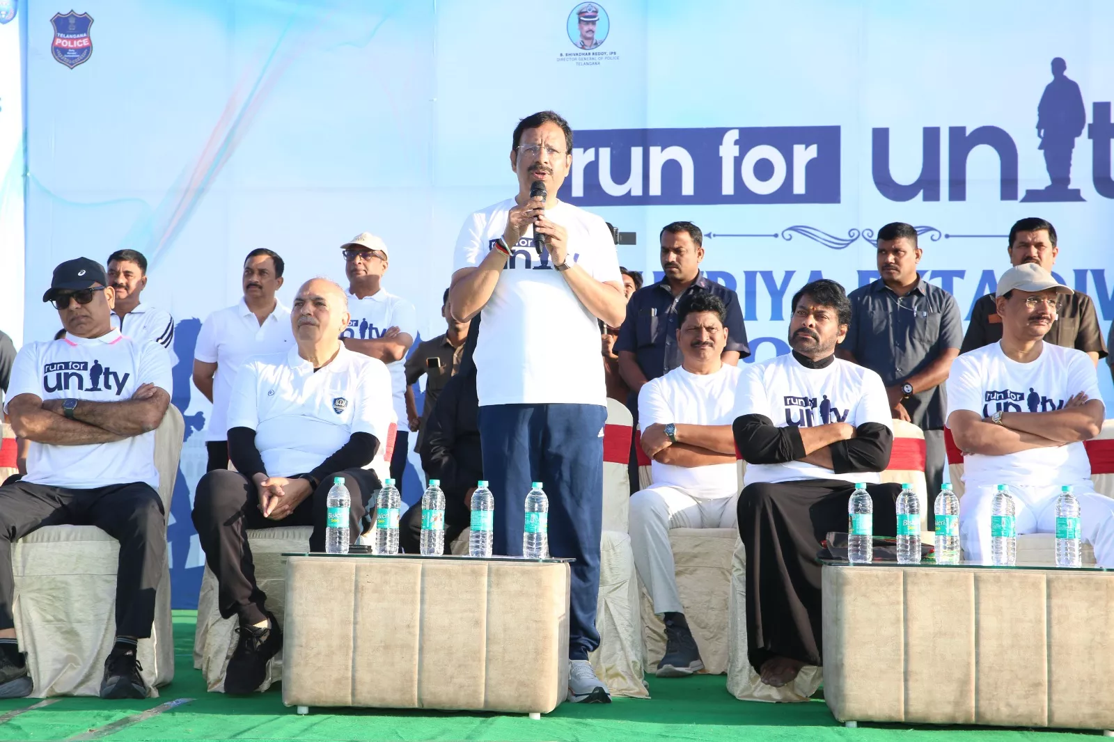 हैदराबाद में आयोजित ‘रन फॉर यूनिटी’ कार्यक्रम में नागरिकों की भागीदारी