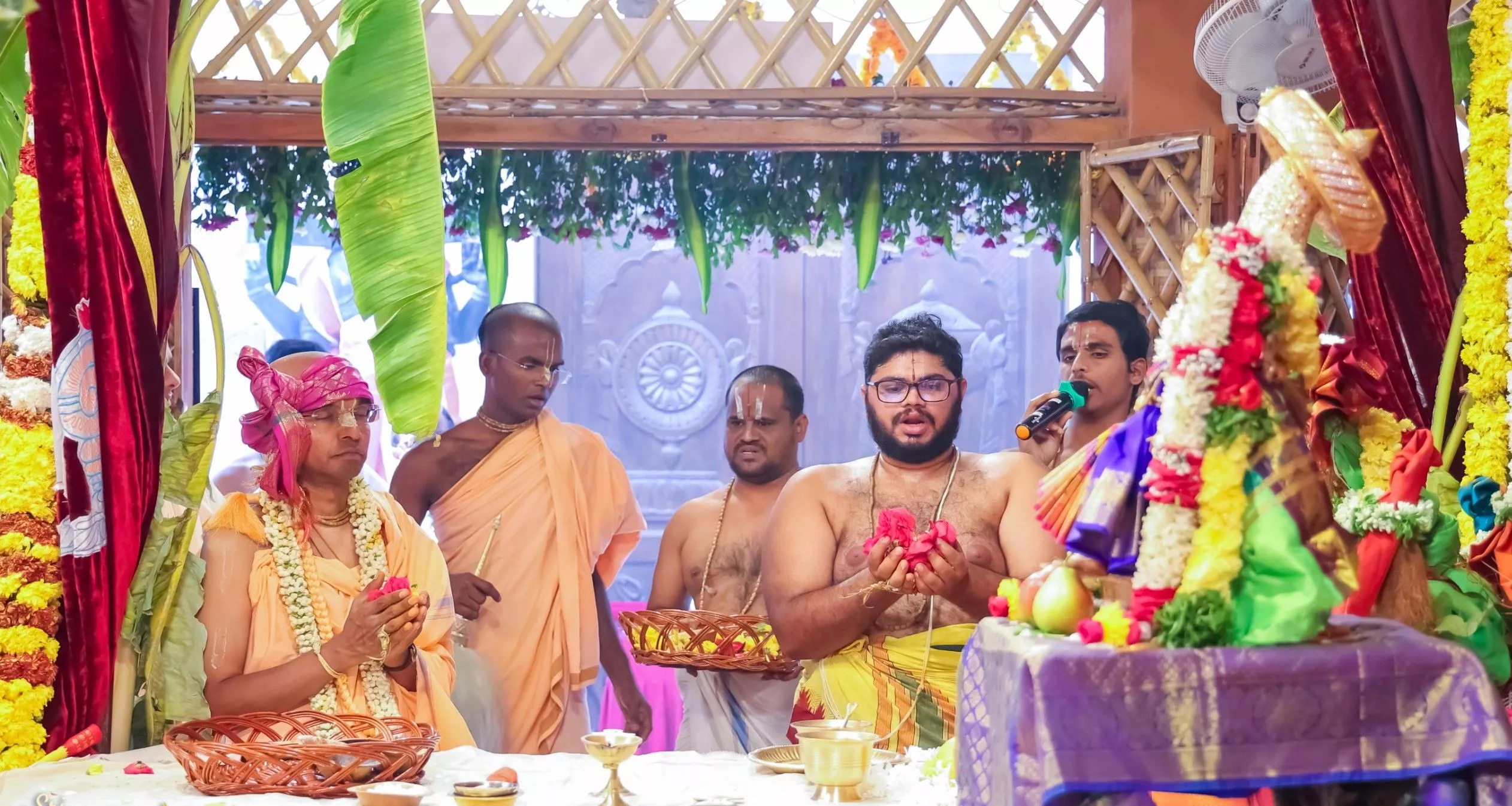 हरे कृष्ण स्वर्ण मंदिर में श्री ब्रह्मोत्सव का दिव्य उत्सव चरम पर