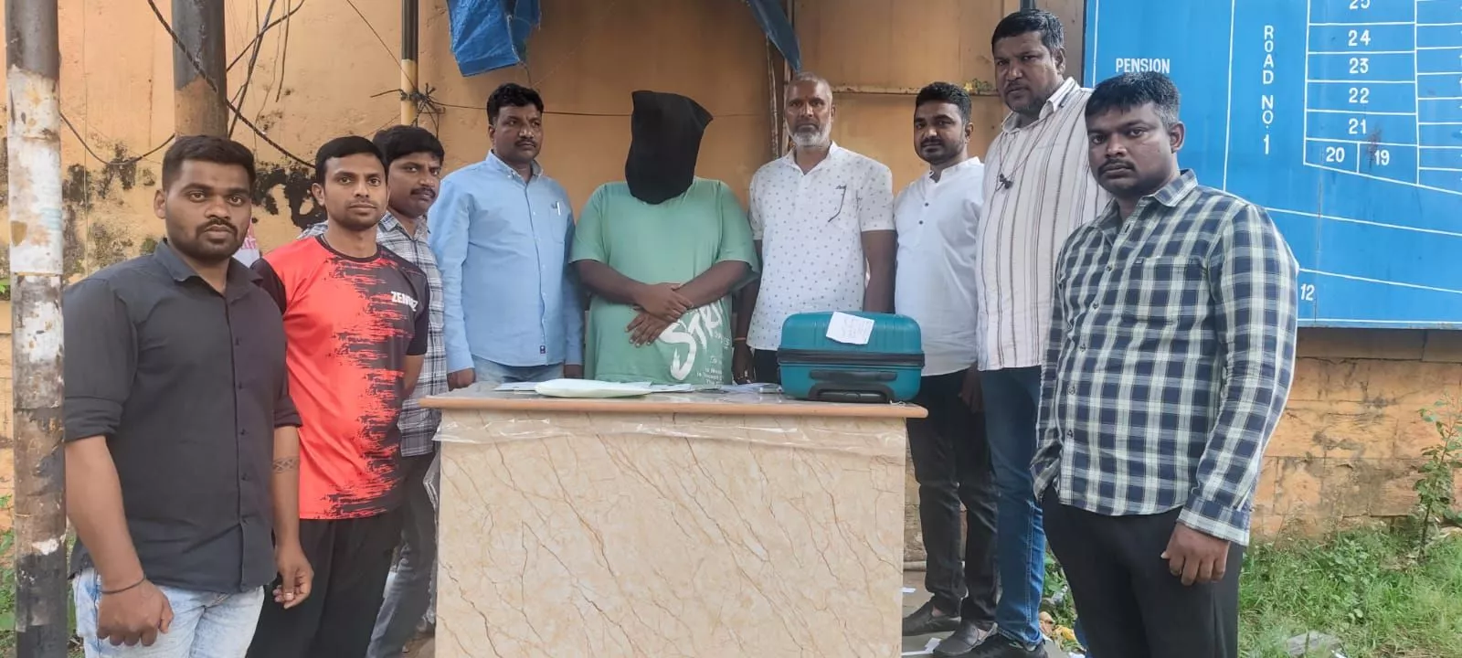 हैदराबाद पुलिस ने अंतरराज्यीय ड्रग्स सप्लायर एजाज अहमद को गिरफ्तार किया