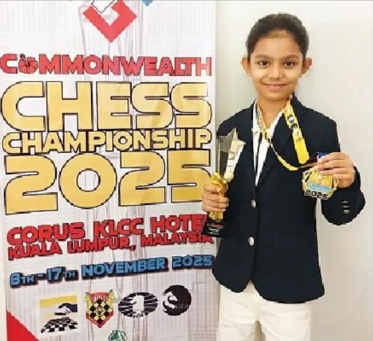 8 वर्षीय अनाया शर्मा ने कॉमनवेल्थ शतरंज चैम्पियनशिप में जीता स्वर्ण
