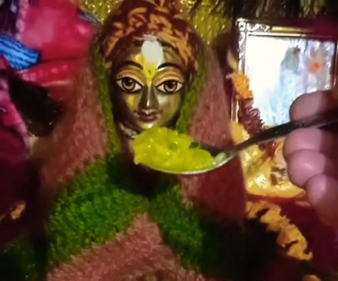 पूजा और भोग अर्पित करने में घंटी बजाने का महत्व