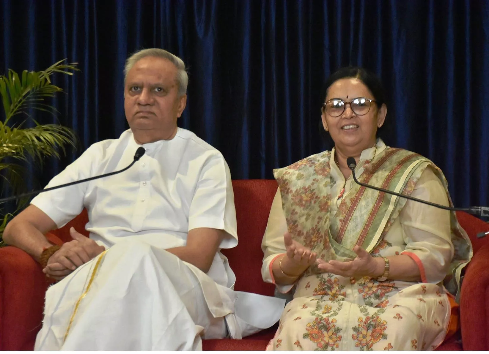 सद्गुरु रमेशजी ने सत्संग में निदिध्यासन का महत्व बताया