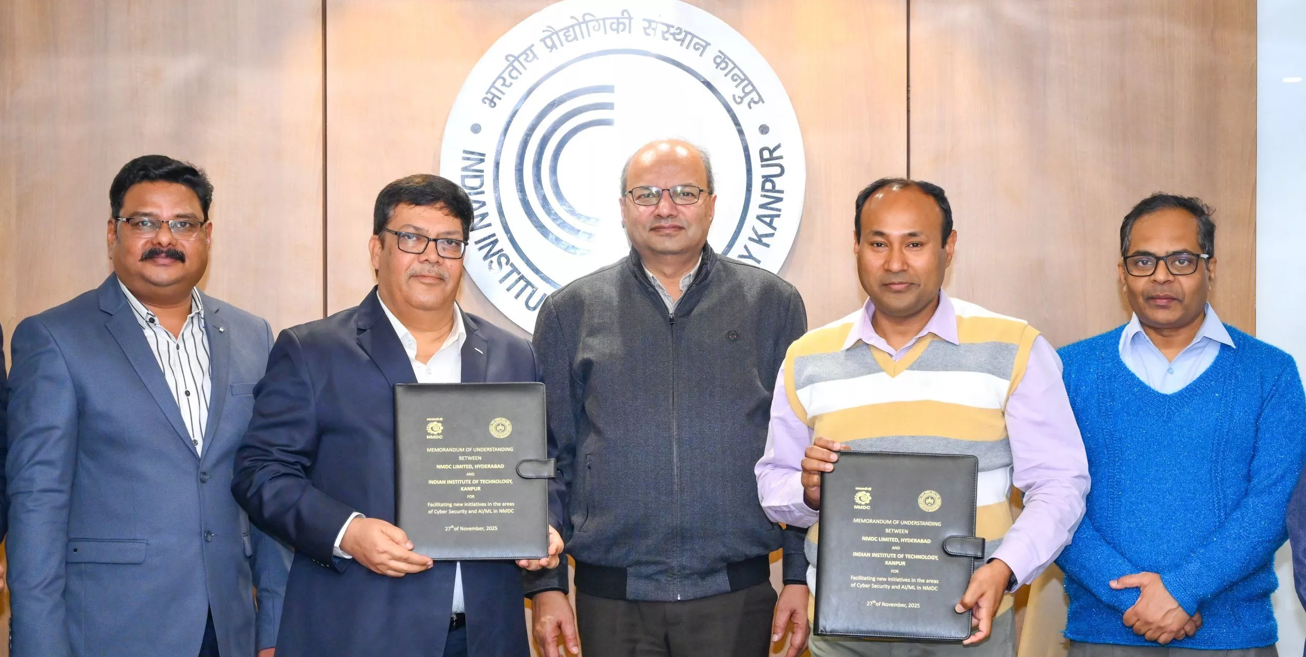 एनएमडीसी और IIT कानपुर के बीच एमओयू हस्ताक्षर समारोह