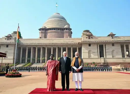 योगी ने कहा: बिहार में माफिया संपत्ति गरीबों में बाँटी जाएगी