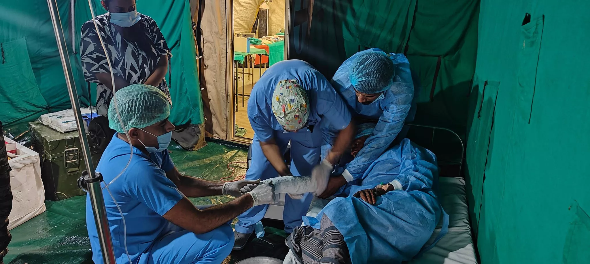 श्रीलंका में भारत का मोबाइल अस्पताल और राहत कार्य