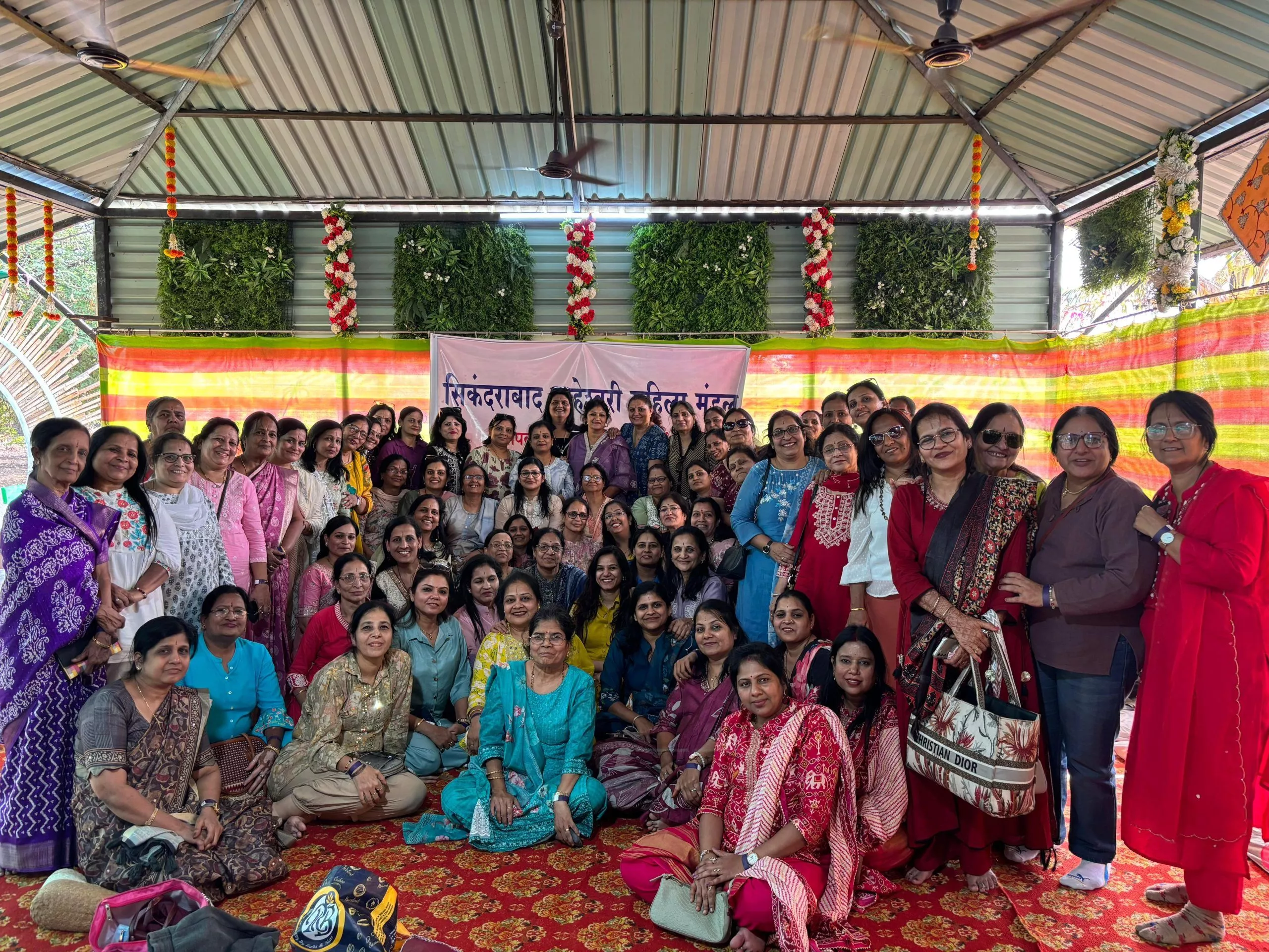 सेडम के आर.के. फार्म हाउस में हुरडा पार्टी का आयोजन