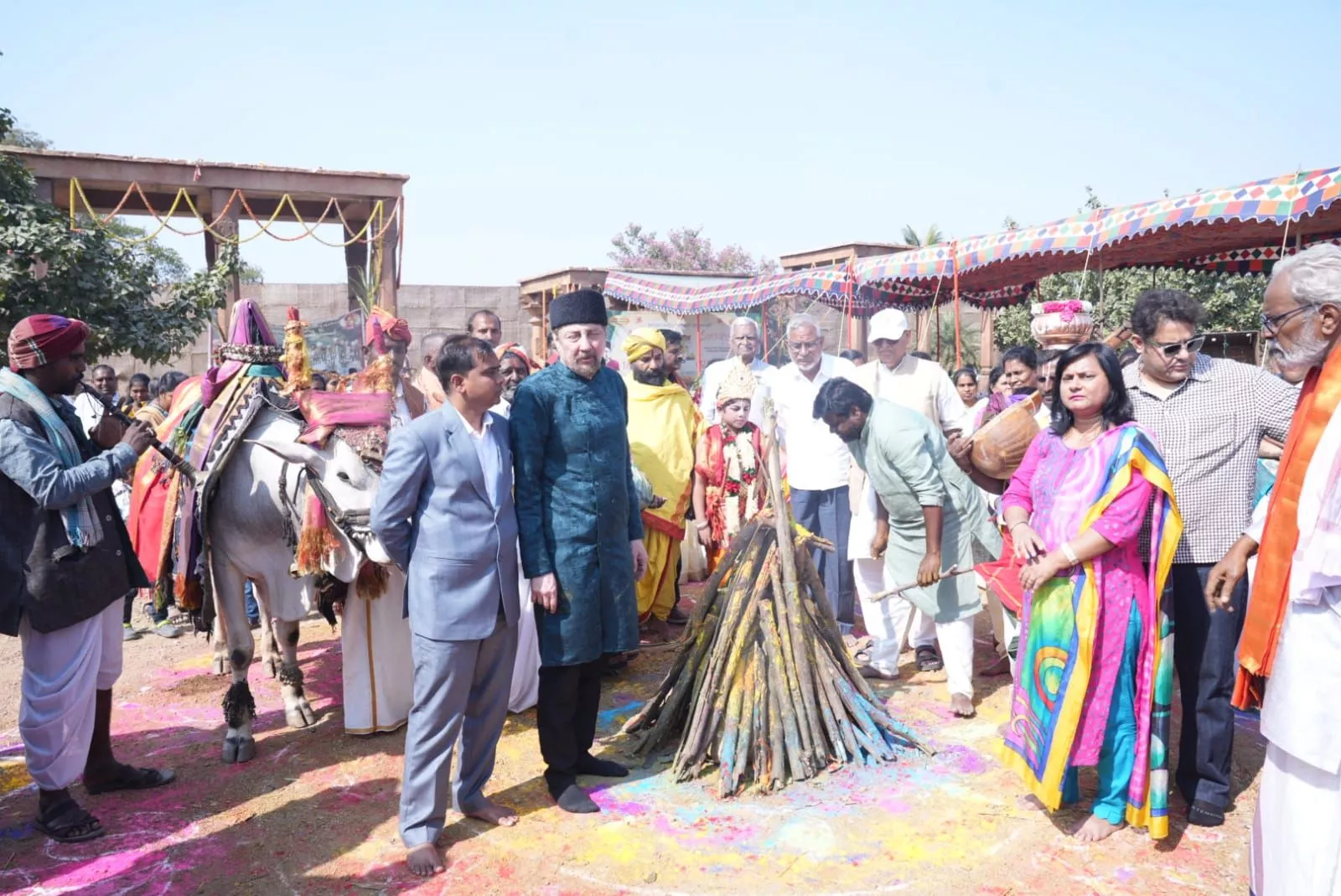 रौनक एस्टेट में संक्रांति पर्व पर सांस्कृतिक कार्यक्रम