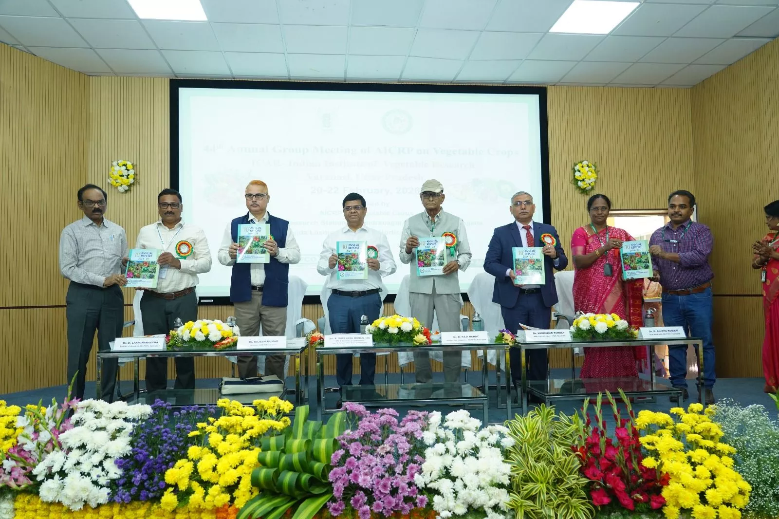 सब्जी अनुसंधान बैठक में विशेषज्ञों ने साझा किए सुझाव