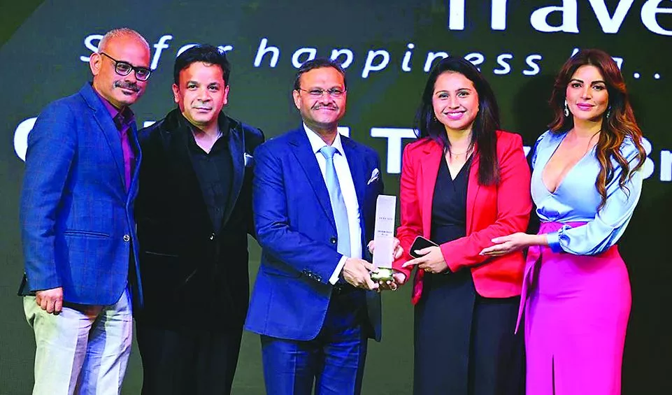 सदर्न ट्रैवल्स को वेटा ट्रैवल अवॉर्ड 2026 प्राप्त करते हुए