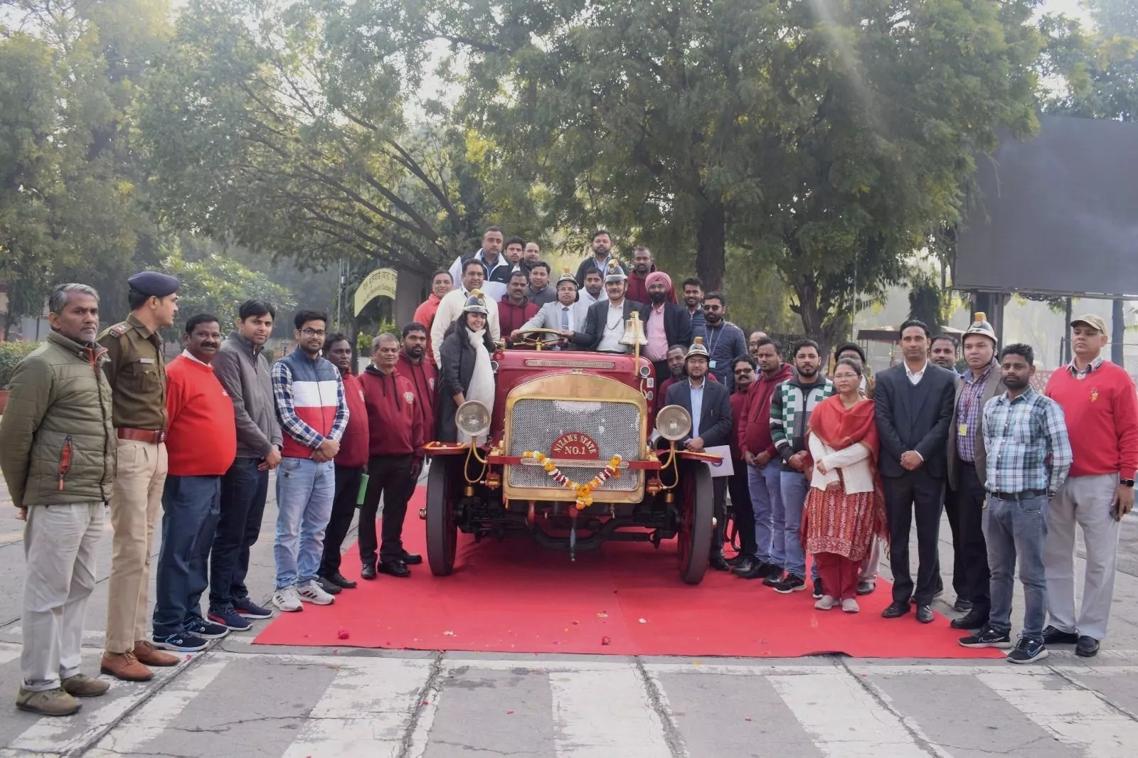 नई दिल्ली रैली में जॉन मॉरिस फायर इंजन की शानदार प्रस्तुति