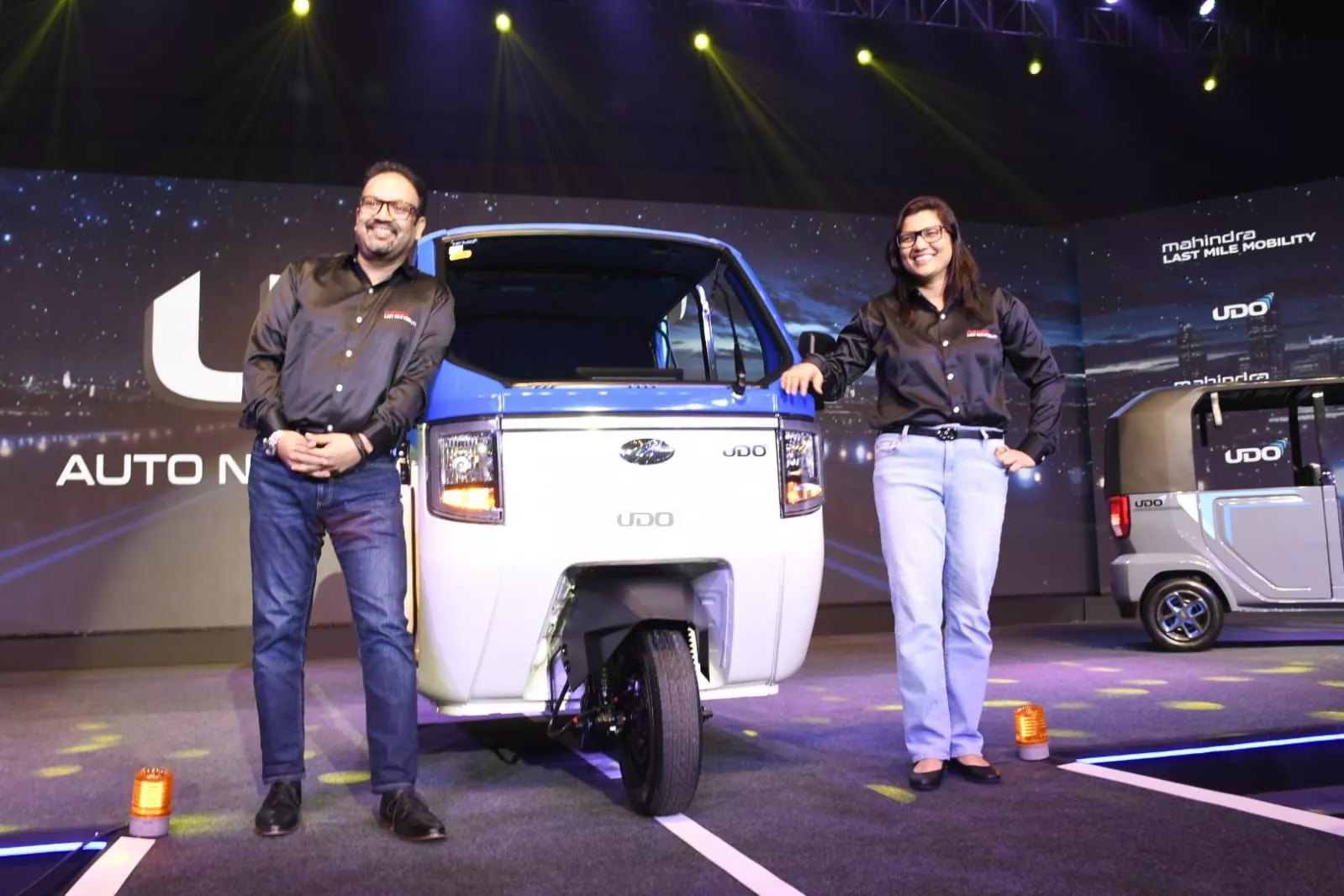 महिंद्रा उड़ो ई-ऑटो का हाईटेक्स में लोकार्पण