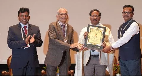 कार्बन सामग्री सम्मेलन के उद्घाटन सत्र में मुख्य अतिथि