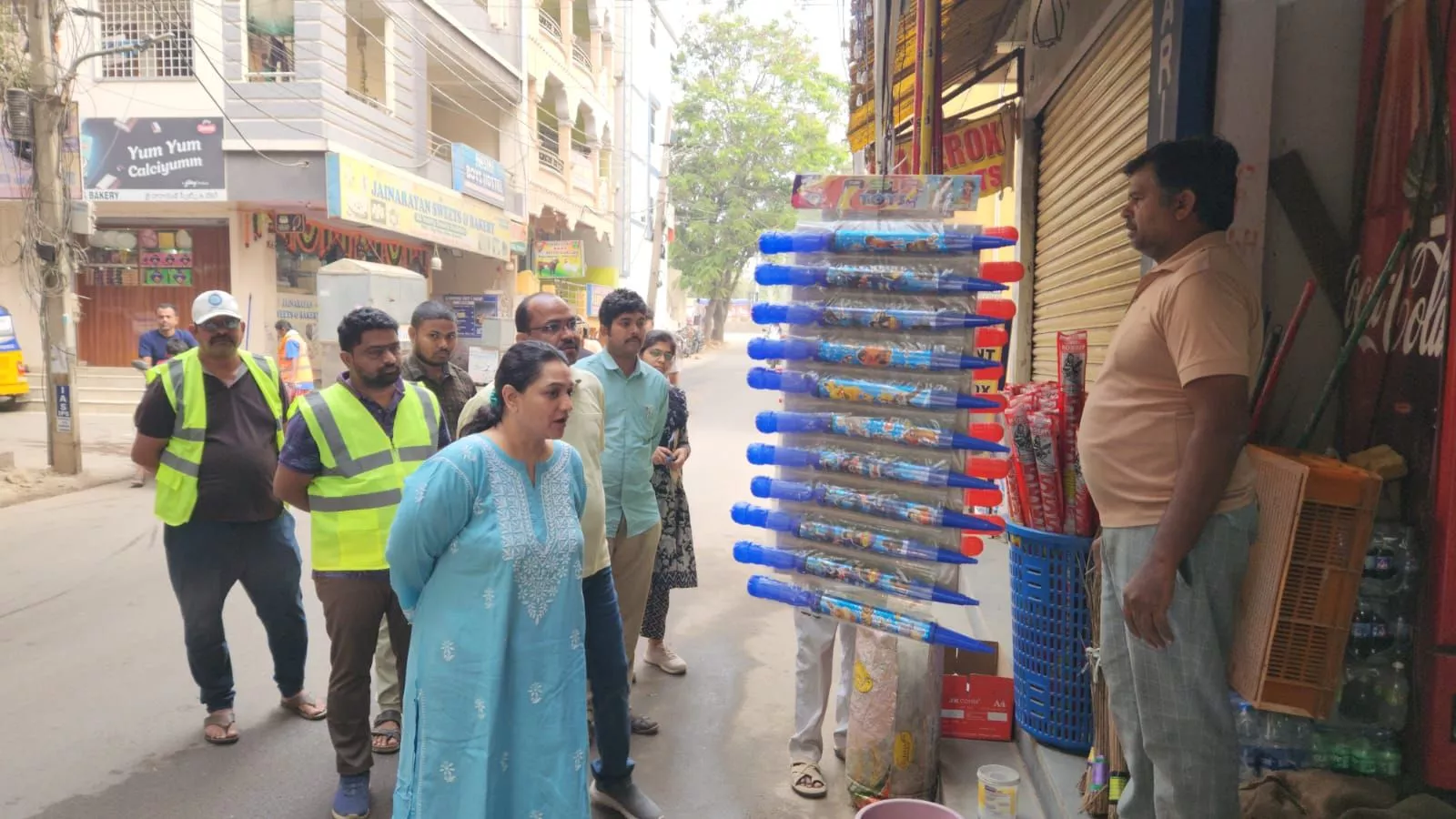 कोमपल्ली सर्किल में कचरा संग्रहण और स्वच्छता निरीक्षण