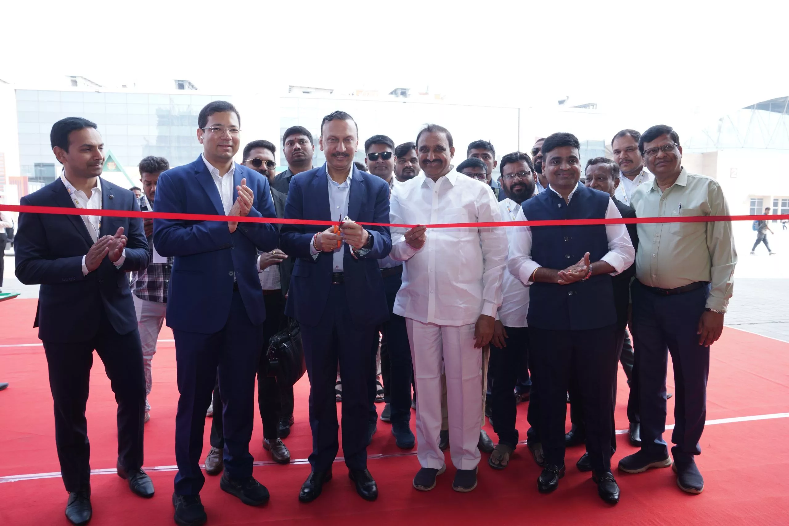 हाइटेक्स सेंटर में तेलंगाना ग्लोबल सोलर एक्सपो 2026 उद्घाटन