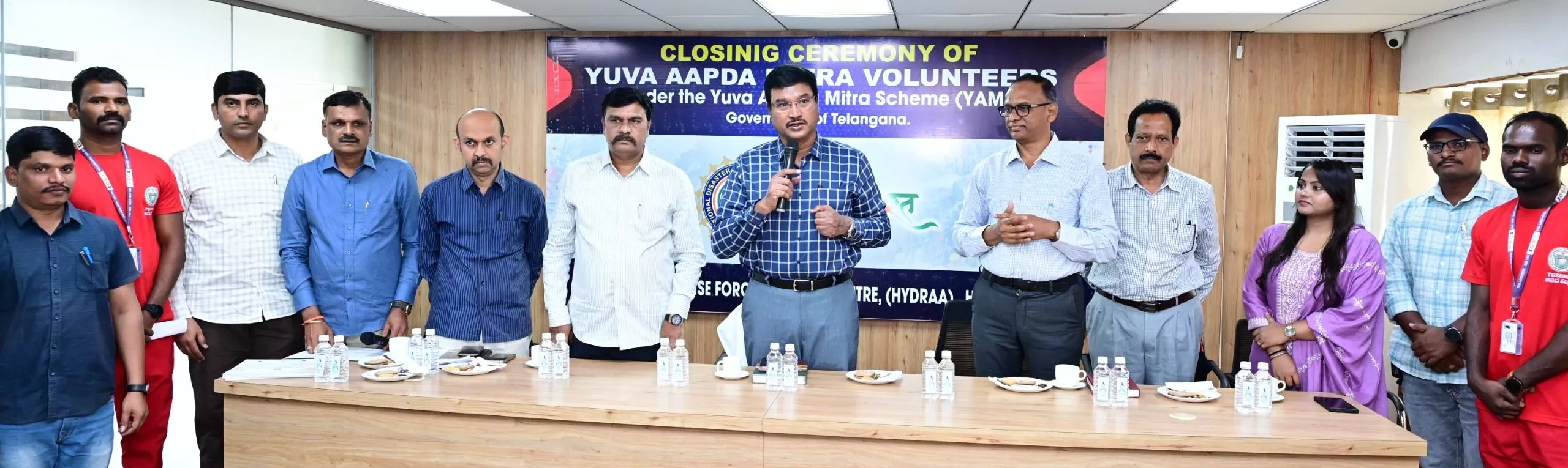 हैद्रा प्रशिक्षण कार्यक्रम में युवा स्वयंसेवकों को प्रमाण पत्र वितरित
