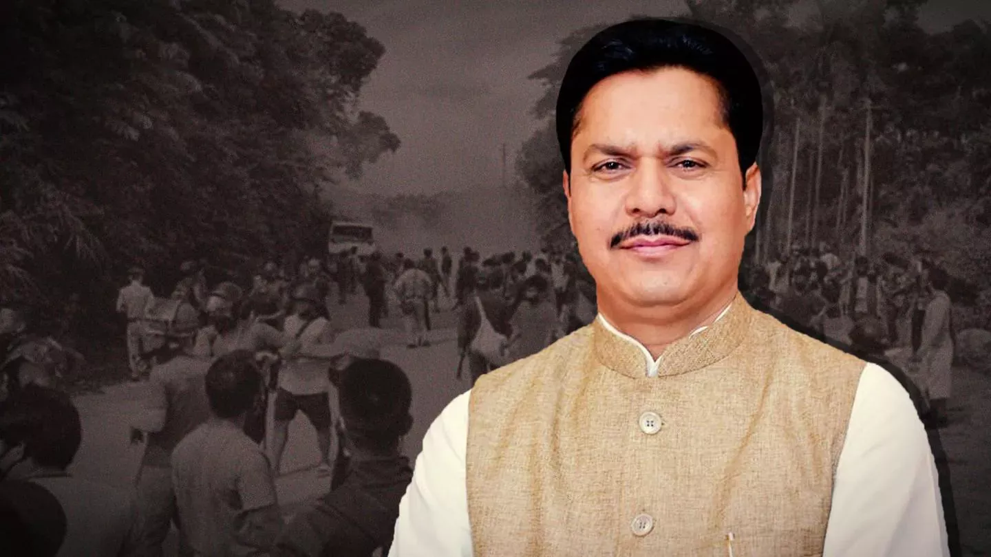 भूपेन बोरा मीडिया से बातचीत करते हुए