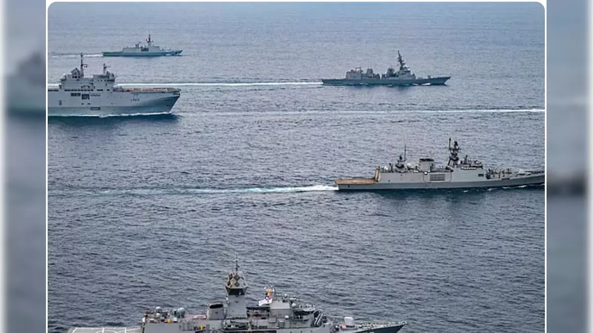 दक्षिण अफ्रीकी नौसेना का युद्धपोत एसएएस अमाटोला