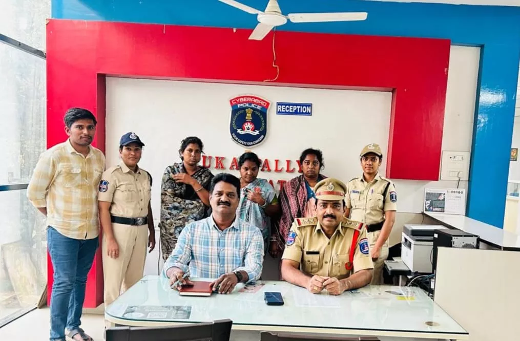 हैदराबाद: भीड़भाड़ वाले बाजारों में हैंडबैग चोरी करने वाली 3 महिलाएं गिरफ्तार