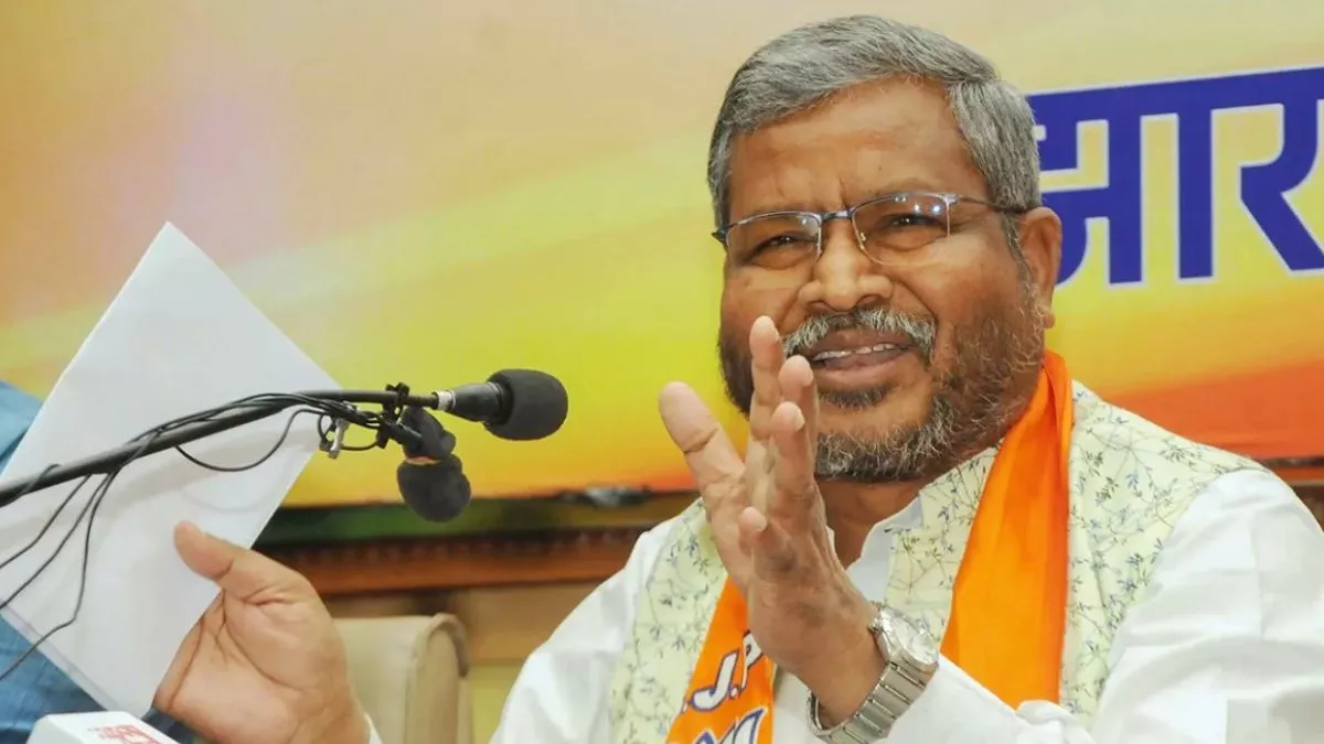 झारखंड खजाने में 10,000 करोड़ रुपये गायब होने का दावा