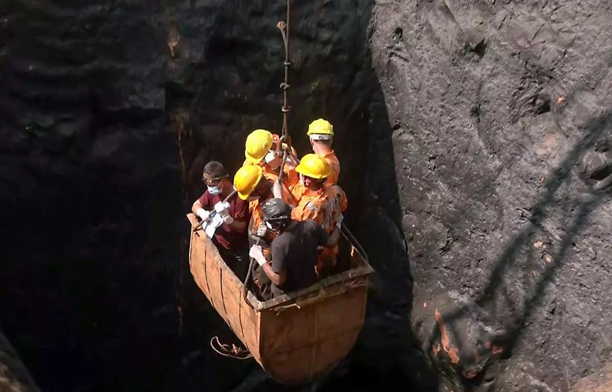 मेघालय खदान विस्फोट: मृतकों की संख्या 27, दो गिरफ्तार