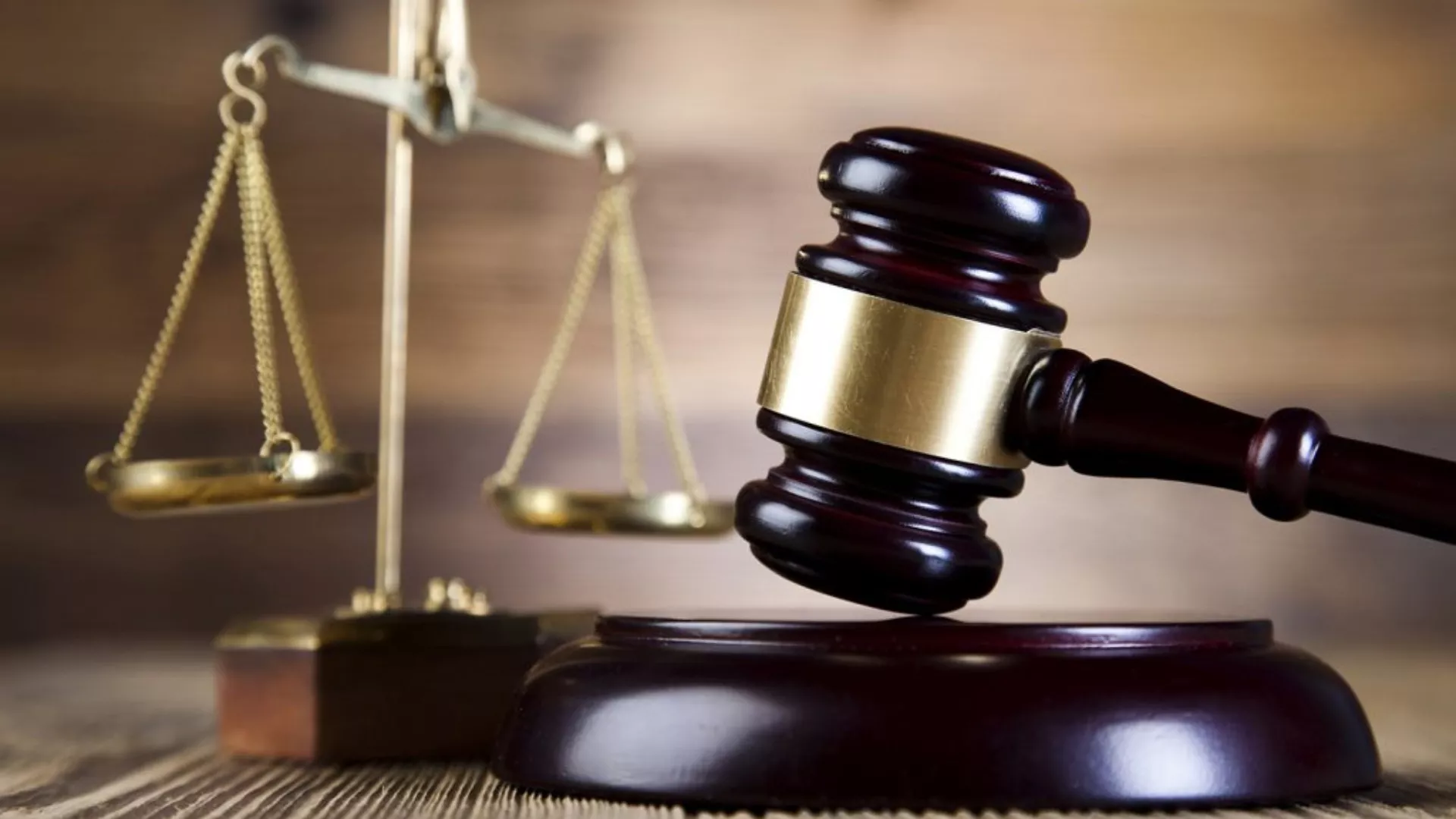 दिल्ली उच्च न्यायालय ने बैंक खातों पर अनावश्यक रोक को गलत ठहराया