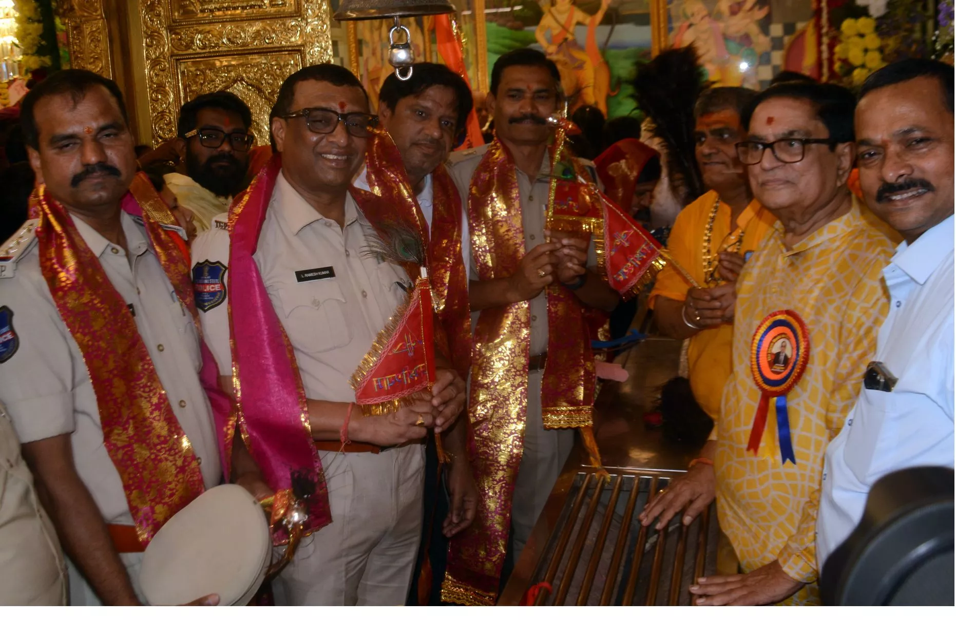 भक्तों की भीड़ के बीच काचीगुड़ा श्री श्याम मंदिर का मेला