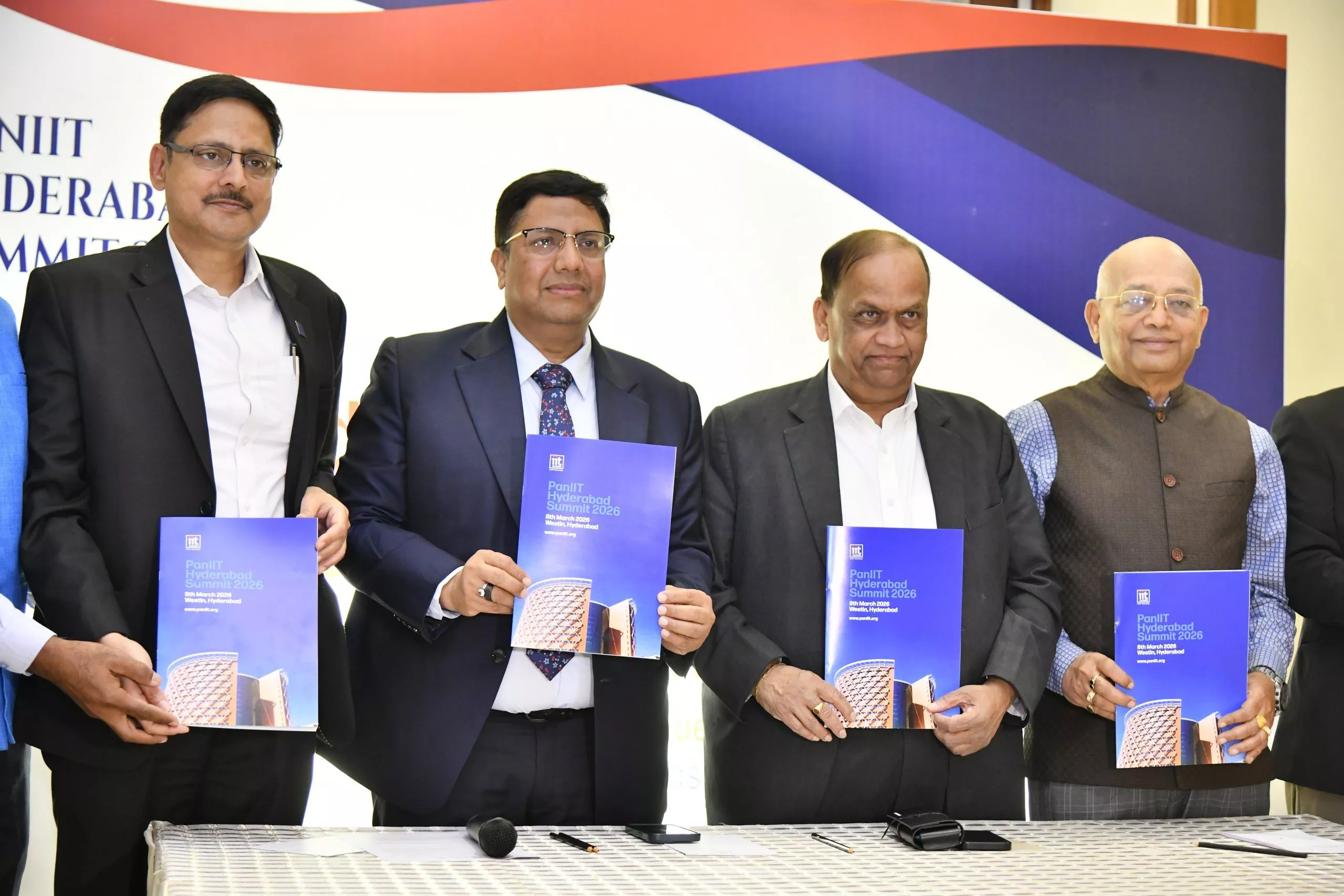 पैन-आईआईटी हैदराबाद शिखर सम्मेलन का उद्घाटन दृश्य