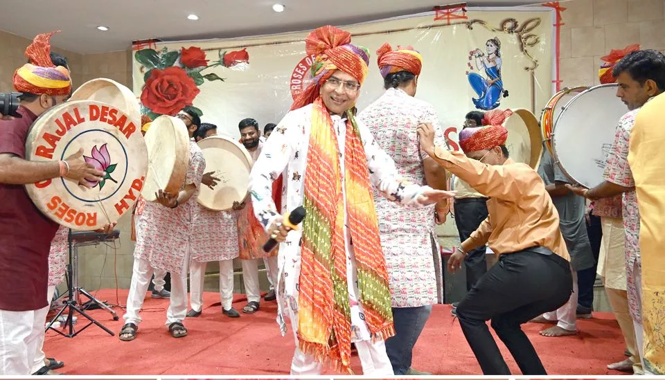रोजेज़ ऑफ राजलदेसर हैदराबाद होली मिलन समारोह