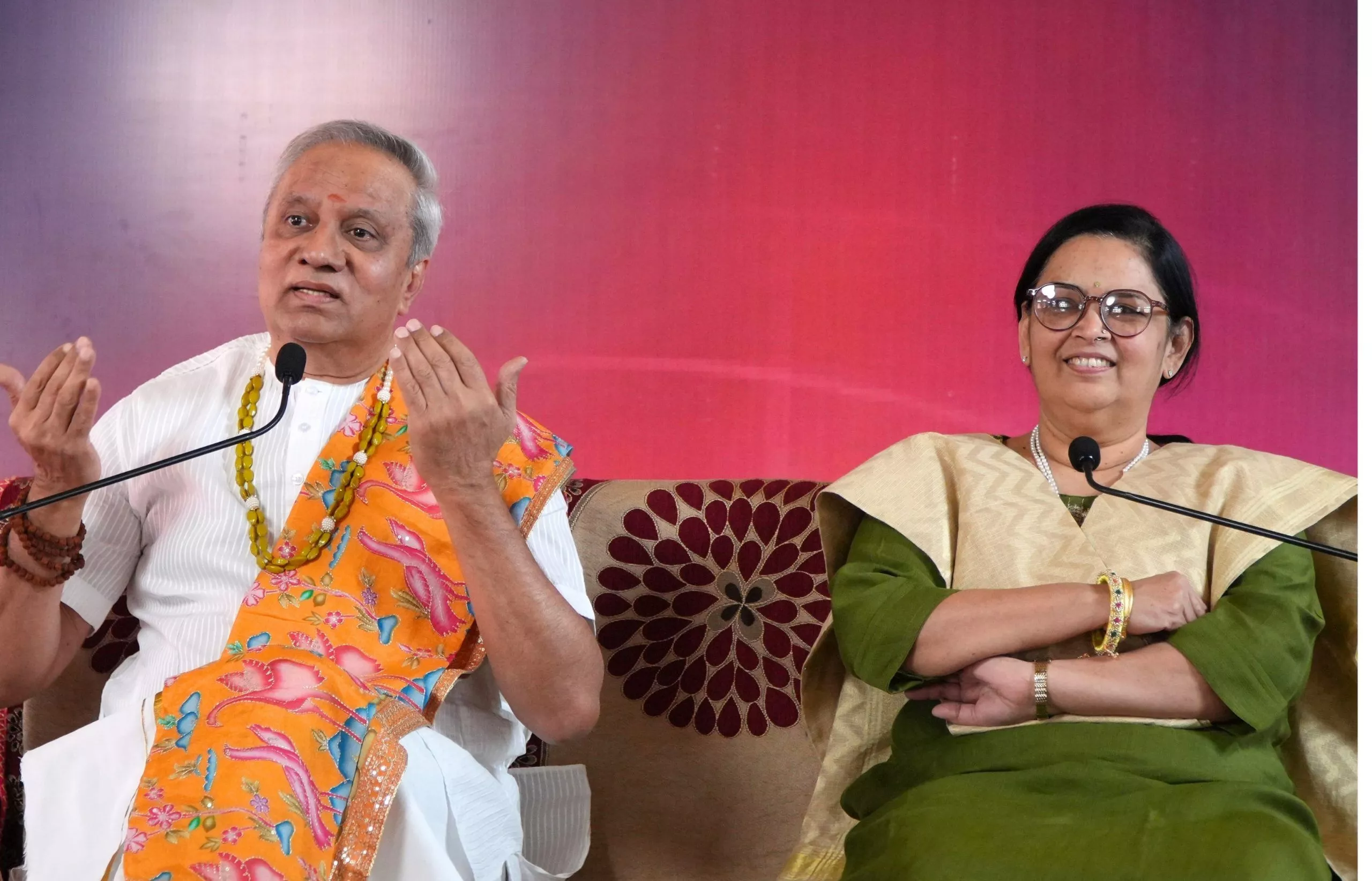 प्रह्लाद भक्ति और राधा-कृष्ण प्रेम पर आधारित होली सत्संग