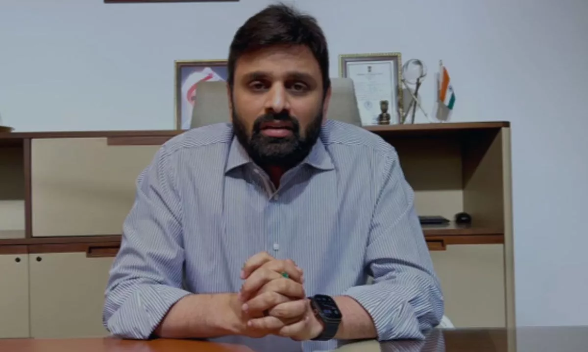 पुट्टा महेश यादव ड्रग विवाद से आंध्र में राजनीति गरम