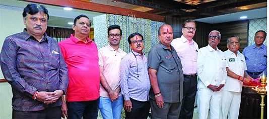 दिगंबर जैन होली कार्यक्रम में फूलों की होली और सांस्कृतिक रंग