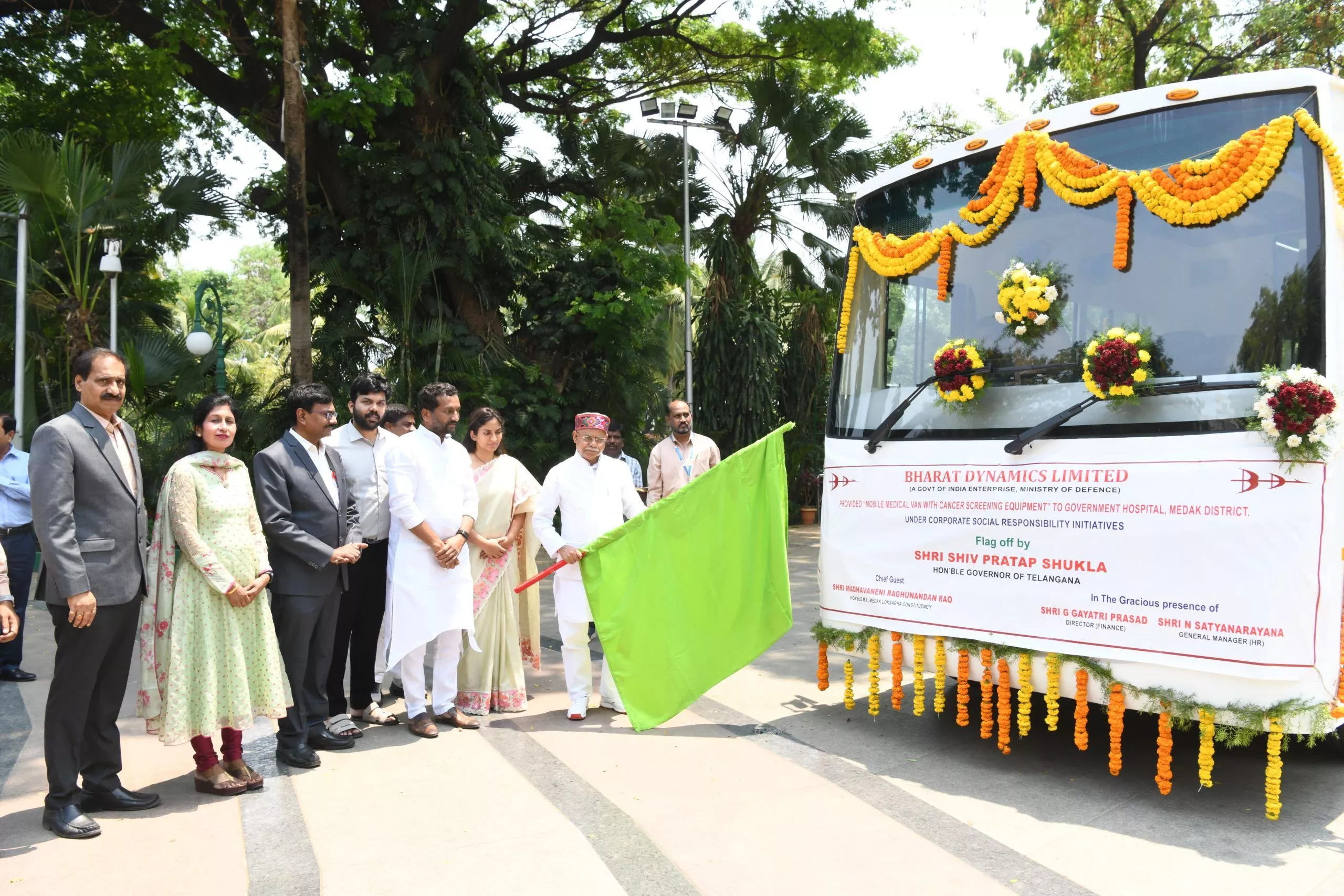मेदक के लिए कैंसर स्क्रीनिंग मोबाइल यूनिट रवाना