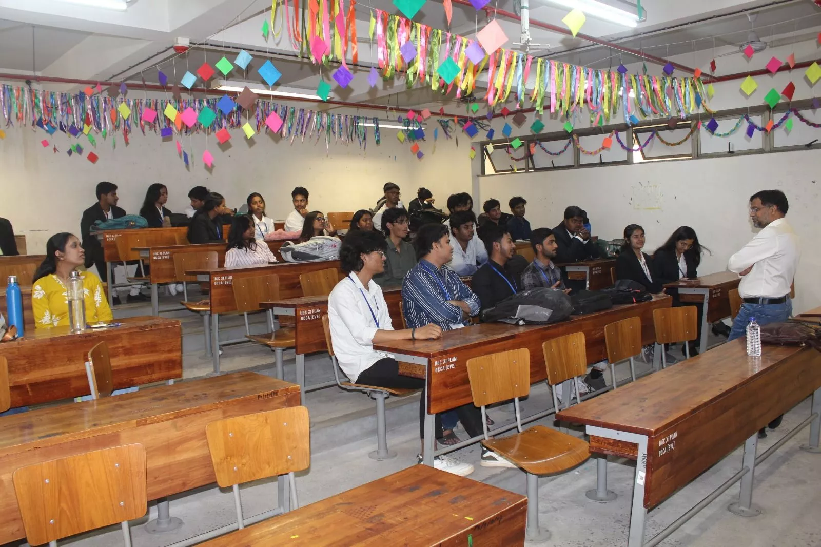 बद्रुका कॉलेज पिच एंड राइज़ प्रतियोगिता का दृश्य