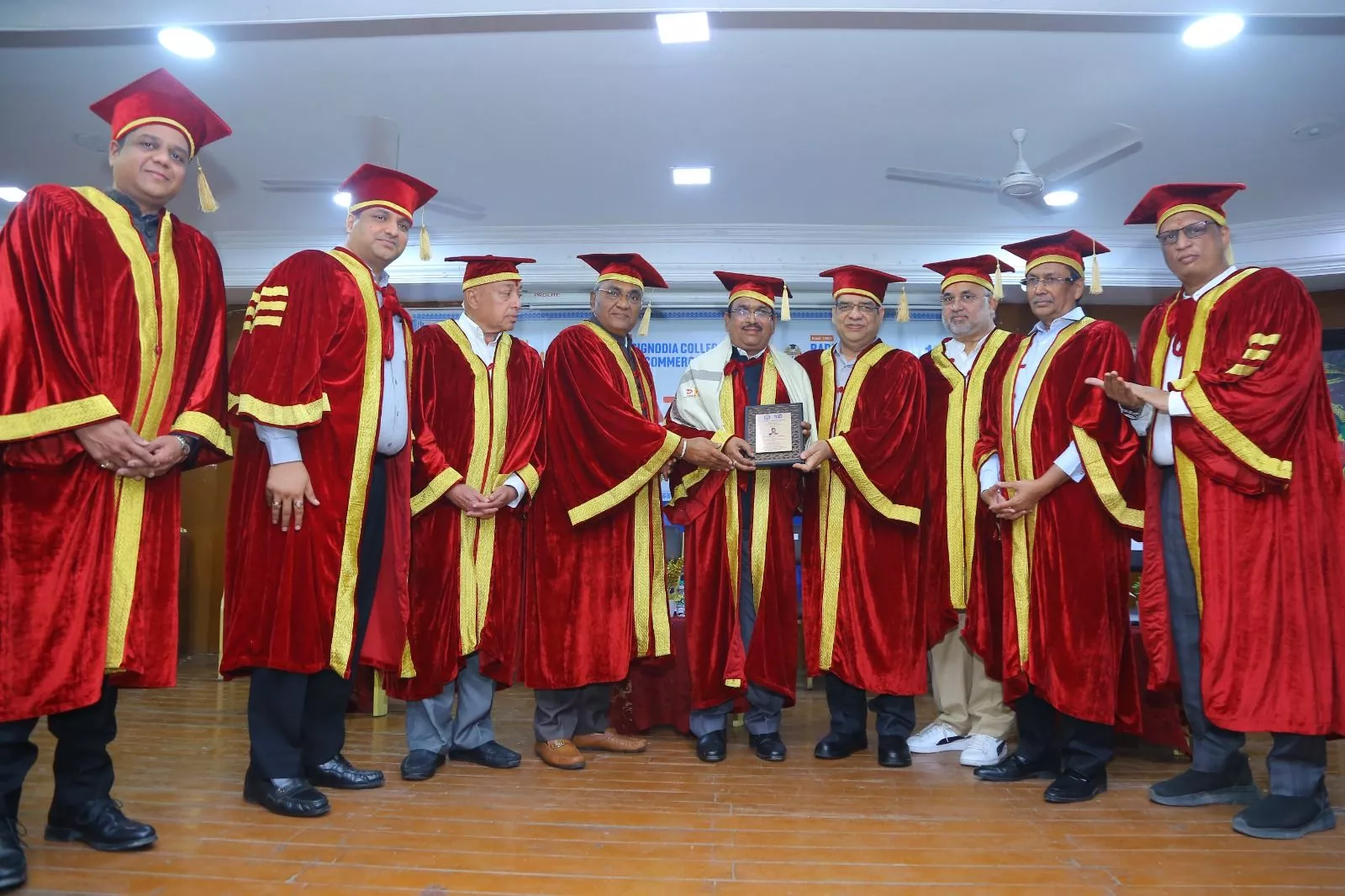 शंकरलाल सिग्नोडिया कॉलेज में दीक्षांत समारोह का दृश्य