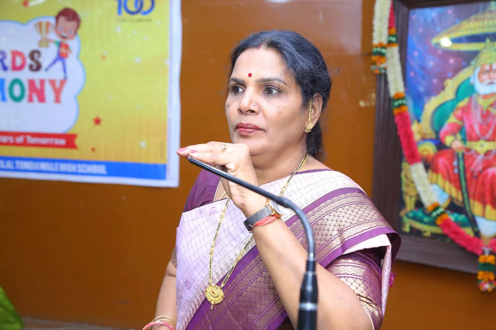 जीकेपीएस एवं एलबीएमटी स्कूल का वार्षिक पुरस्कार वितरण समारोह