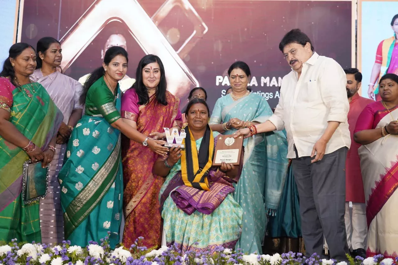 अंतरराष्ट्रीय महिला दिवस कार्यक्रम में बोलतीं सांसद बांसुरी स्वराज