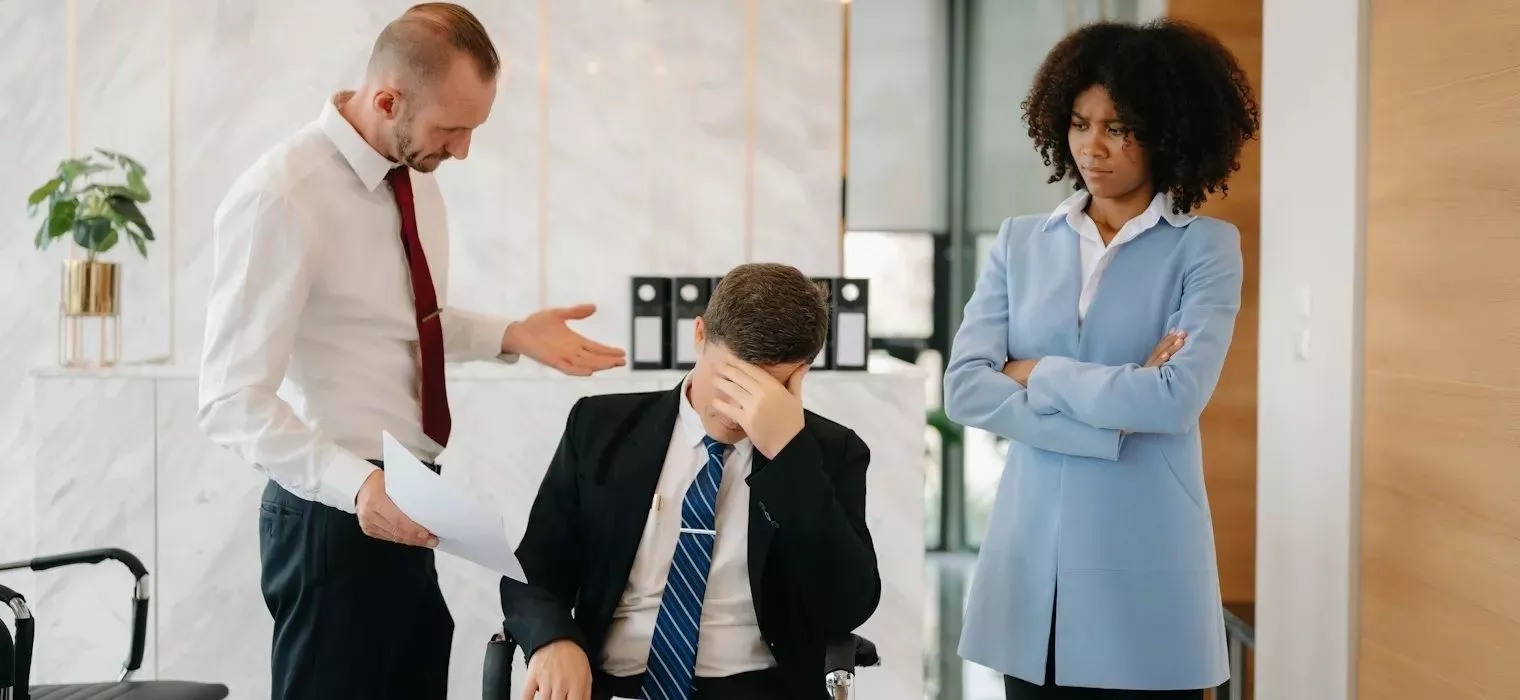 डब्ल्यू तकनीक से बुरी खबर देने के तरीके पर जानकारी