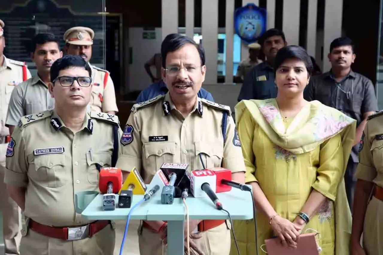 ईंधन कमी की अफवाहों से बढ़ी भीड़