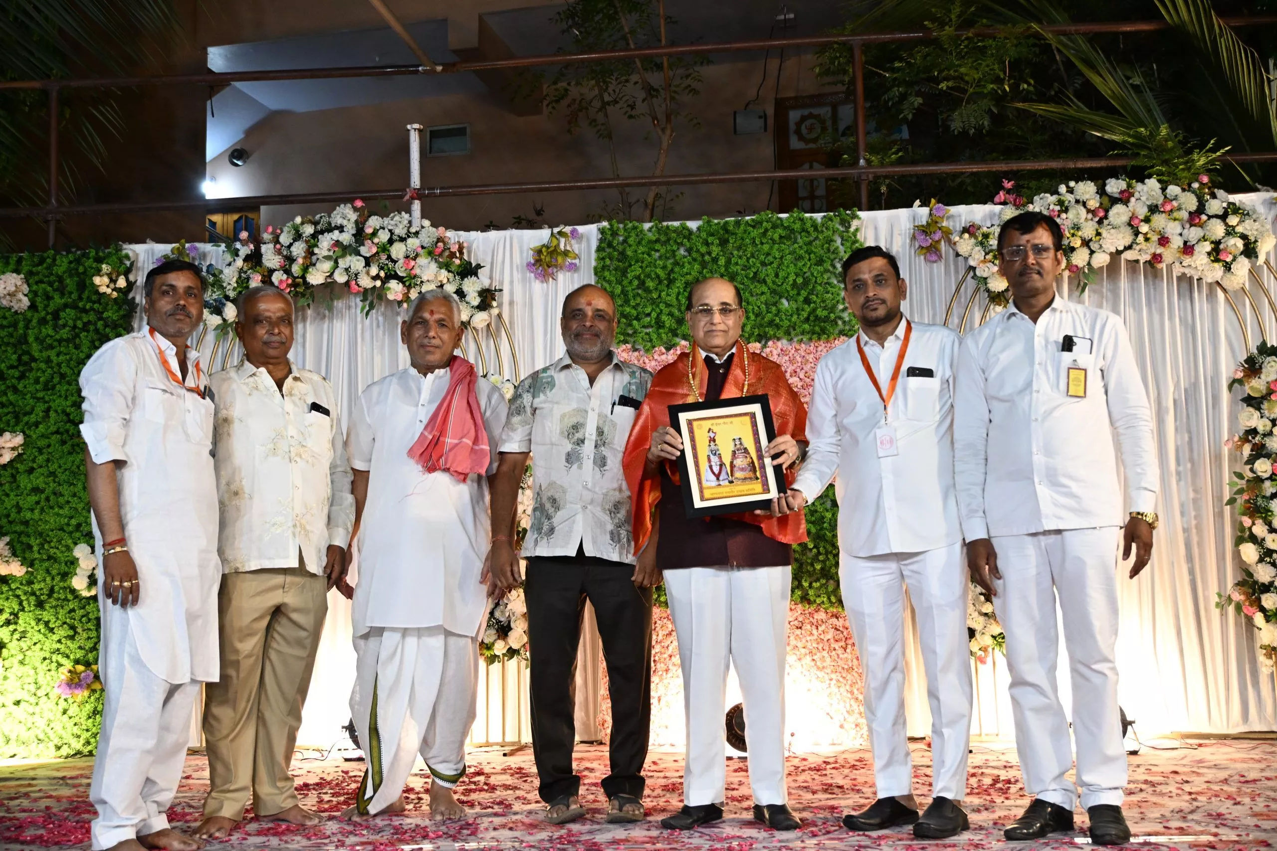 गणगौर महोत्सव की भव्य शोभायात्रा का दृश्य