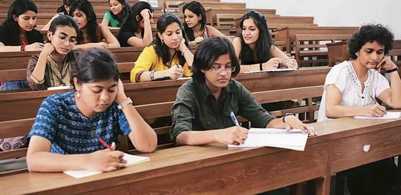 यूपी SI परीक्षा प्रश्न विवाद