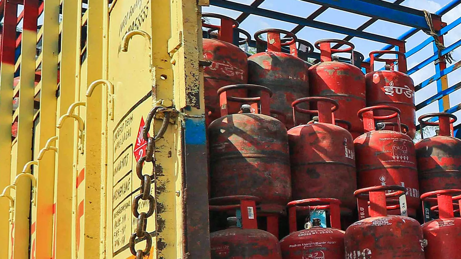 गुजरात में एलपीजी और पीएनजी कनेक्शन की आपूर्ति बढ़ाई गई