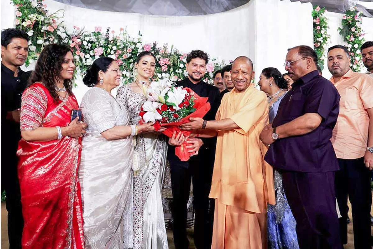 रिसेप्शन पार्टी में बड़े नेताओं और खिलाड़ियों की मौजूदगी