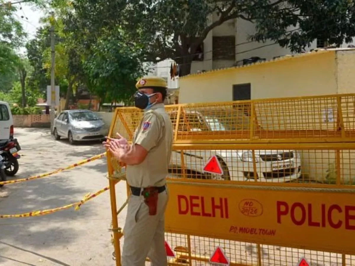 होली पर दिल्ली में 15,000 पुलिसकर्मी तैनात